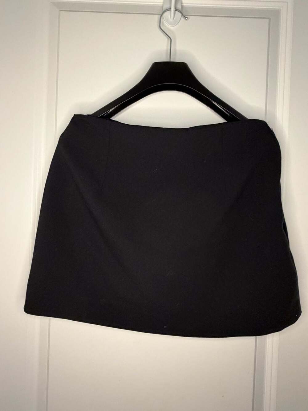 Abercrombie & Fitch The A&F Scarlett Mini Short Size M Black